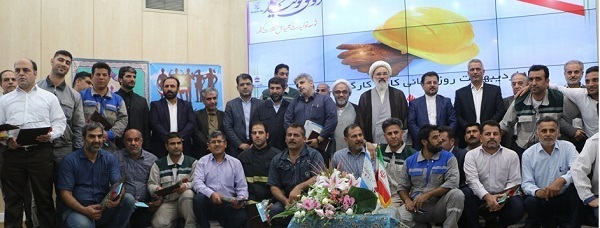 مراسم گرامیداشت روز کارگر با حضور استاندار خوزستان در پتروشیمی امیر کبیر ماهشهر برگزار شد