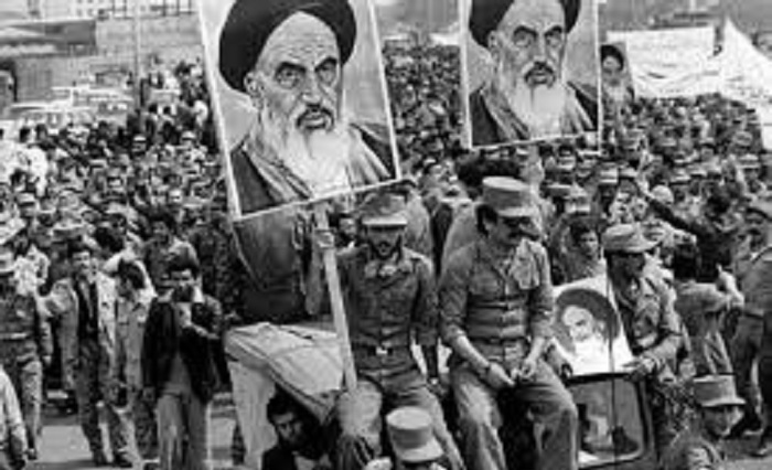 ایران عزیز به ارتش مقتدر خود، افتخار می‌کند