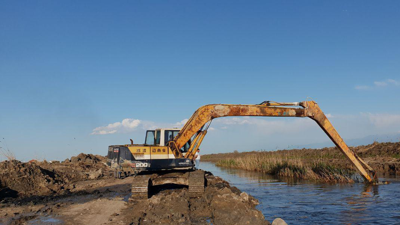 لایروبی رودخانه های منتهی به قره سو در کردکوی