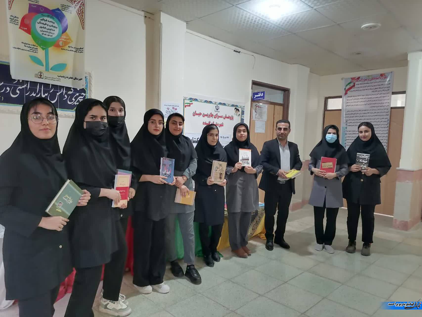 اقدام جالب یکی از فرهنگیان جوان لنده+تصاویر اقدام جالب یکی از فرهنگیان جوان لنده+تصاویر