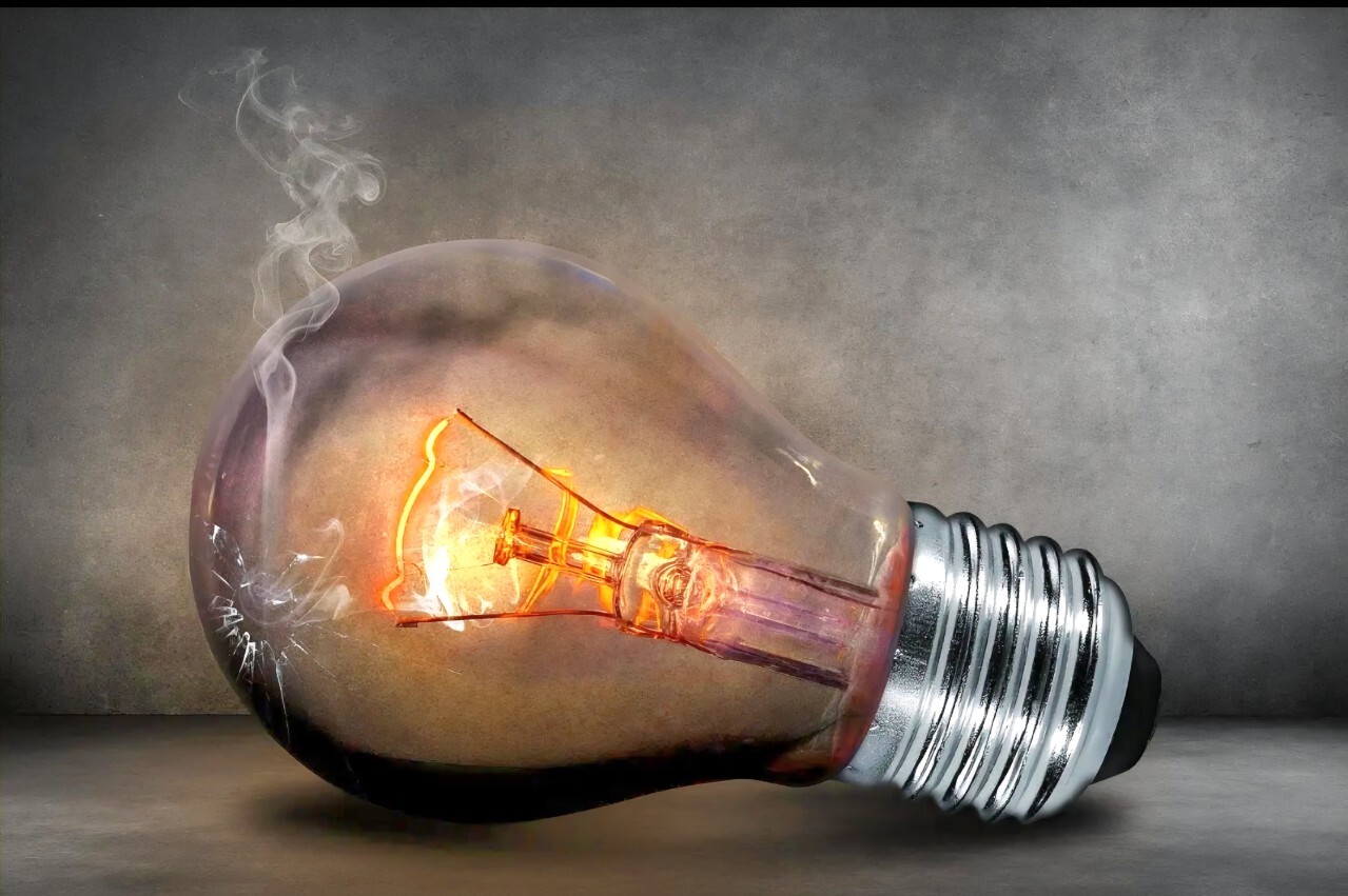 تبعیض در خاموشی ها به روستاهای ایلام رسید/ سکوت مسئولان و جدول سردرگم زمان بندی قطع برق