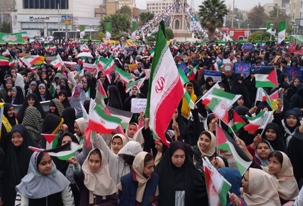 مدیرکل فرهنگ و ارشاد اسلامی البرز بر حضور فعال شهرستانها در برنامههای ۱۳ آبان تاکید کرد مدیرکل فرهنگ و ارشاد اسلامی البرز بر حضور فعال شهرستانها در برنامههای ۱۳ آبان تاکید کرد