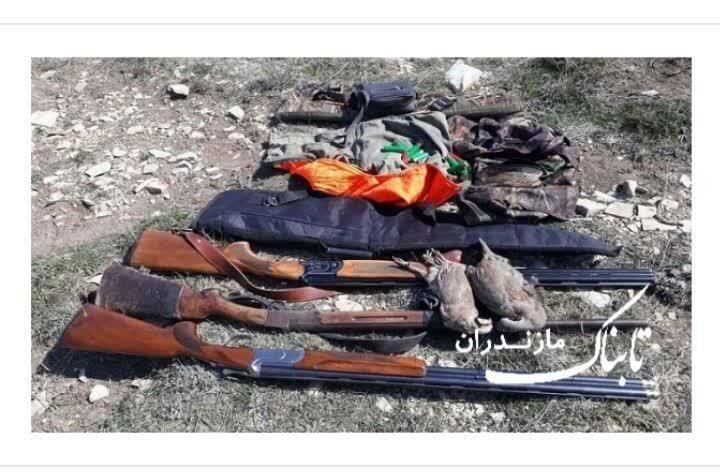 کشف ۲۵ قبضه سلاح شکاری از شکارچیان متخلف کشف ۲۵ قبضه سلاح شکاری از شکارچیان متخلف