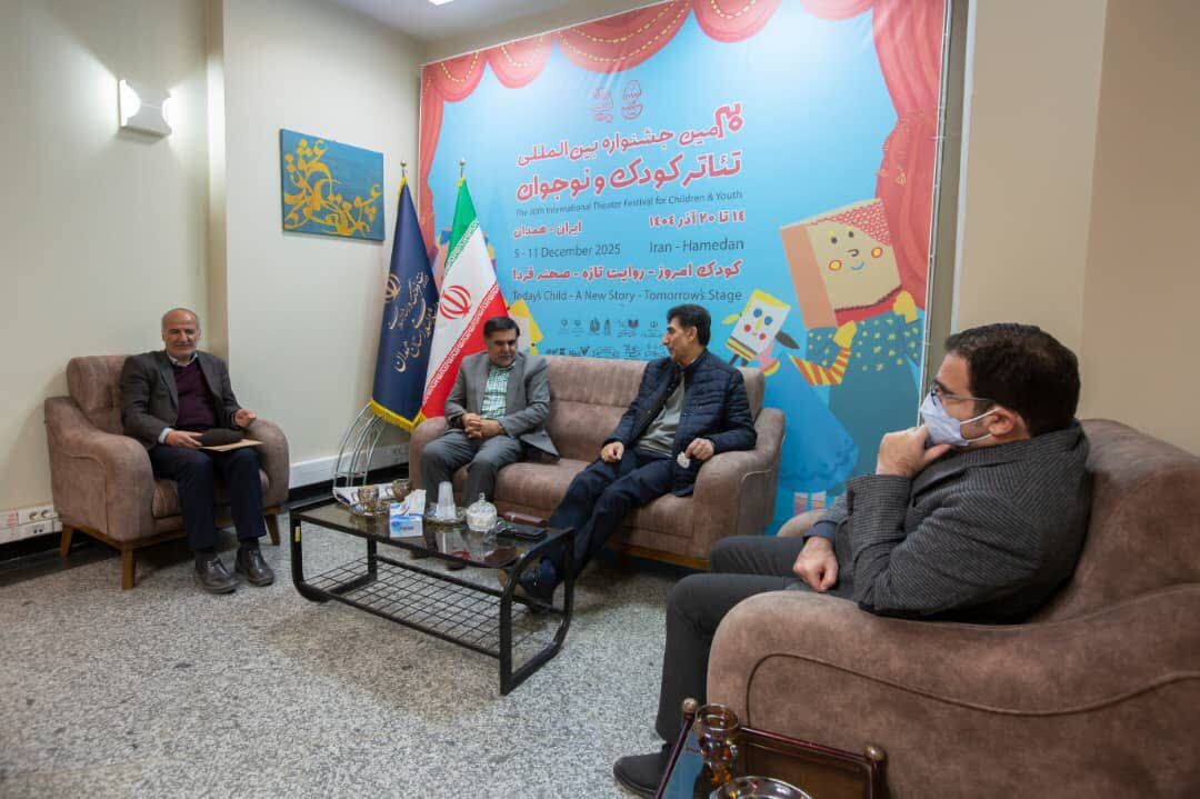 ۲۰۰ خبرنگار و عکاس همدانی، جشنواره بینالمللی تئاتر کودک و نوجوان را پوشش خبری میدهند ۲۰۰ خبرنگار و عکاس همدانی، جشنواره بینالمللی تئاتر کودک و نوجوان را پوشش خبری میدهند