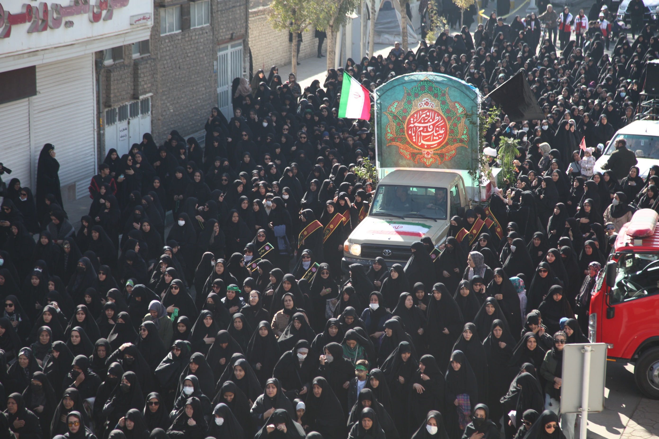 در سالروز شهادت حضرت فاطمه (س) پیکر شهدای گمنام میهمان مردم اراک